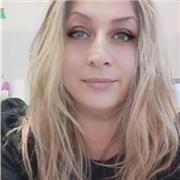 Sono un insegnante solare e seria nel mio lavoro